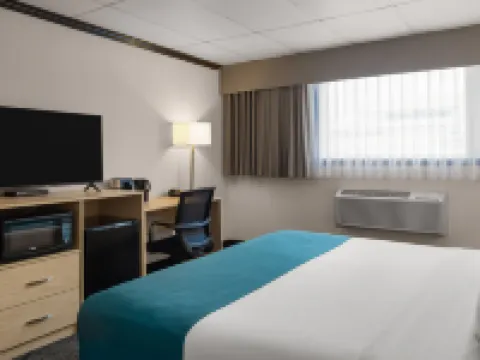 Sternwheeler Hotel & Conference Centre, Trademark by Wyndham Hotels in Whitehorse