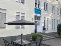 Art Rock Airport Hotels near German Aerospace Center
