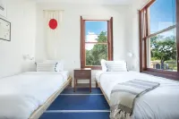 The Windrose - Condos