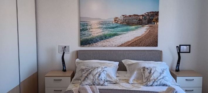 Apartments Zana Hotels in Postire