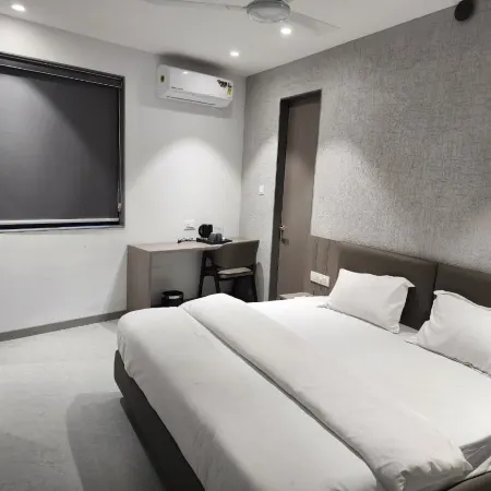 HOTEL SHREEDARSHAN