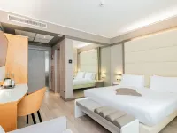 Park Hotel Ai Pini & Restaurant Ai Pini Hotels near IUSVE Mestre