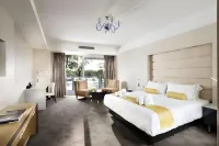 โรงแรมสวอนริเวอร์