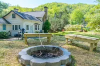 Rustic 3BR w Private Pond Firepit Near Trails - Homestays