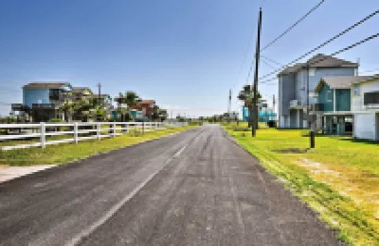 Galveston Beach House w/ Private Deck & Gulf Views