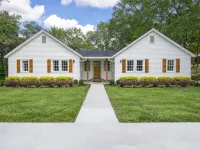 Cozy 4BR Cottage in Downtown Warm Springs Hotels in Meriwether County