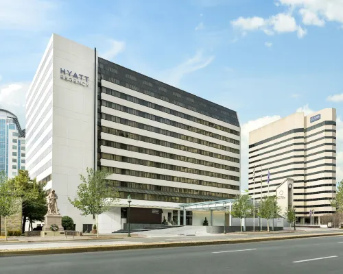 Hyatt Regency Bethesda Hotels near Chevy Chase Playground