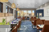 DoubleTree by Hilton Salisbury - breakfast