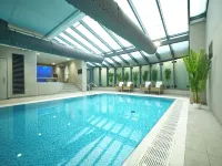 The Milner York - Pools