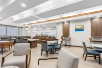 Sonesta ES Suites Phoenix Goodyear - breakfast