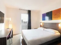 The Originals Residence Appart Hôtel Hévéa Valence Hotels in Drome