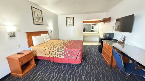 Crossroads Inn