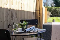 Woodstock - 3 Bed Luxury Bungalow House - Homestays