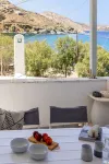 Anemelo Beach House in Panormos - Homestays