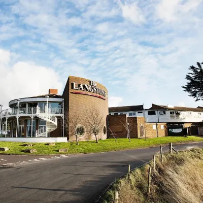 Langstone Quays Resort, Portsmouth Отели рядом с достопримечательностью «Порт Солент»