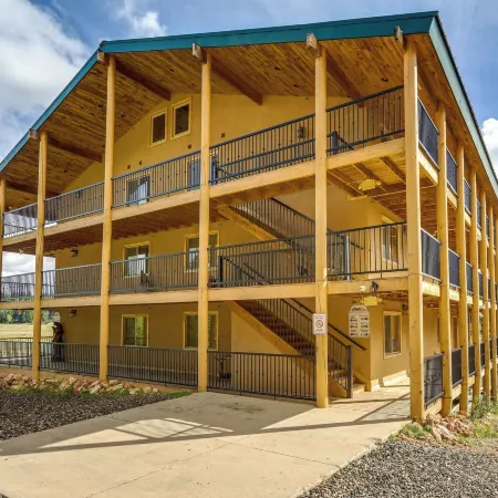 The Lodge at Duck Creek