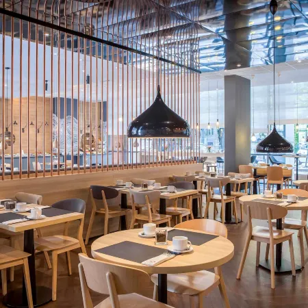 Novotel Szczecin Centrum Отели рядом с достопримечательностью «Арена «Нетто»»