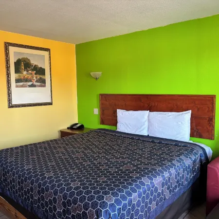 Royal Inn Linden Hotels in Cass County