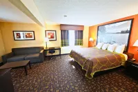 Super 8 by Wyndham Clive IA