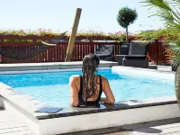 Hotel Kirstine - Pools