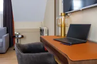 Best Western Plus Hotel Parc Eiffel - New