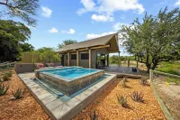 Little Africa Safari Lodge