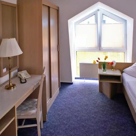 Hotel Fürstenberg Ξενοδοχεία στην πόλη Oder-Spree