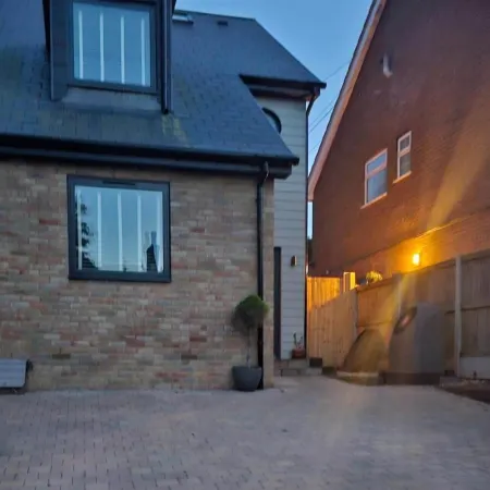 5 Bed Sleeps 7 New Build Detached Property