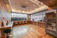 V Hotel - sarapan