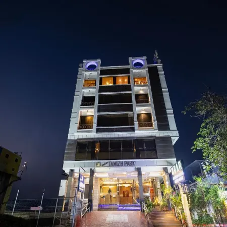 Hotel Tamizh Park