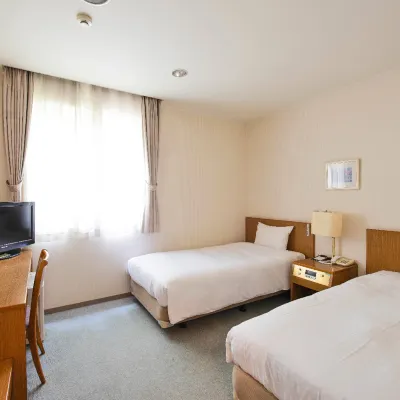 Highway Hotel RestInn Tokinosumika โรงแรมใกล้โอโตเมะ โทเกะ