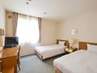 Highway Hotel RestInn Tokinosumika - 2-Star