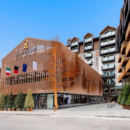 Le Massif Hotel & Lodge Courmayeur the Leading Hotels of the World