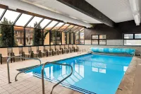 Days Inn & Suites by Wyndham Logan - Pools