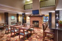 Staybridge Suites PEORIA-DOWNTOWN by IHG - 3-Star
