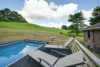 5-acre Hocking Hills Hideaway! Pet-friendly Home - 2-Star