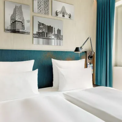 Motel One Hamburg am Michel Hotels in der Nähe von U-Bahnhof Messehallen