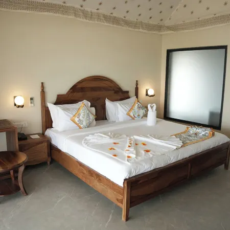 Altura Jawai Hill Resort