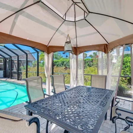 Saltwater Canal Home Heated Pool 3 2 2 Gorgeous Pets Welcome