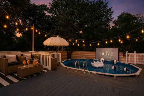 6 Bedrooms l 1 mi to Alamo + Riverwalk l Private Pool l Family + Pet Friendly - مسبح خاص