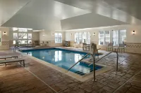 Residence Inn Newport Middletown - Swimmingpools