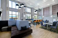 Hampton Inn & Suites Nacogdoches - breakfast