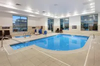 Hilton Garden Inn Chicago North Shore/Evanston - Pools