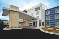 Fairfield Inn & Suites Savannah SW/Richmond Hill - Parkplatz