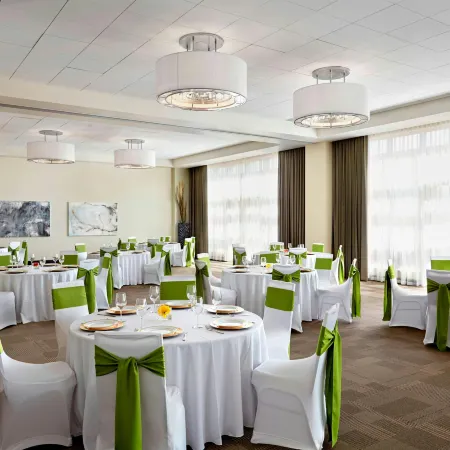 Four Points by Sheraton Kelowna Airport
