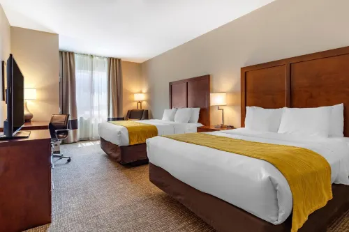 Comfort Inn & Suites - 2 étoiles