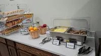 Red Roof Inn & Suites Newport -Middletown, RI - breakfast