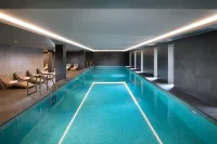DoubleTree by Hilton Hobart - Pools