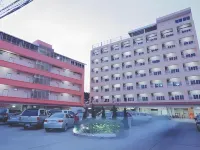 โรงแรมพีเอเพลส นครสวรรค์ - ที่มีที่จอดรถ