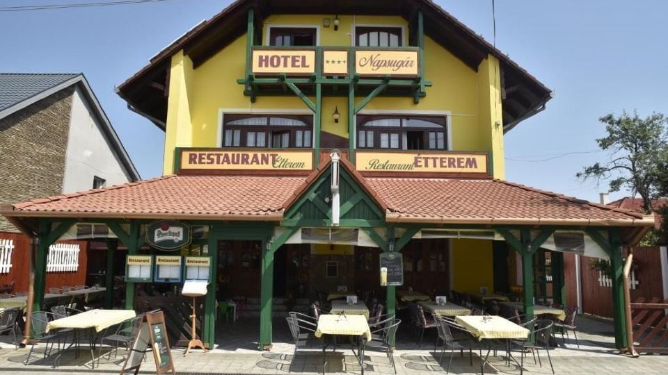 Hotel Napsugár
